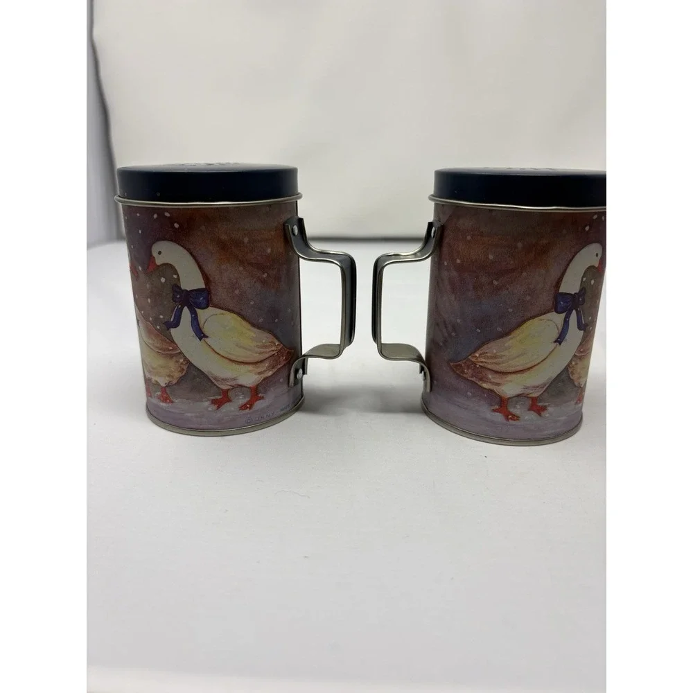 Vtg J.S.N.Y. Salt & Pepper Shakers Tin Metal Winter Ducks Geese Blue Bows Snow
